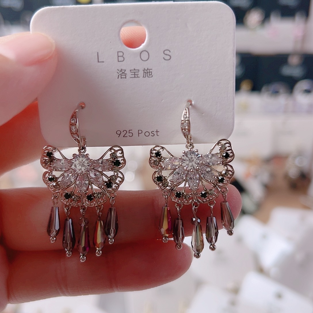 锆石纯铜合金耳环的