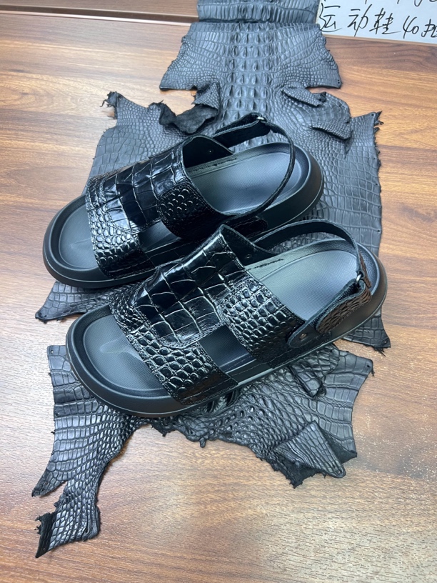 鳄鱼皮凉鞋夏季新款两穿男款户外休闲透气防滑男鞋凉拖