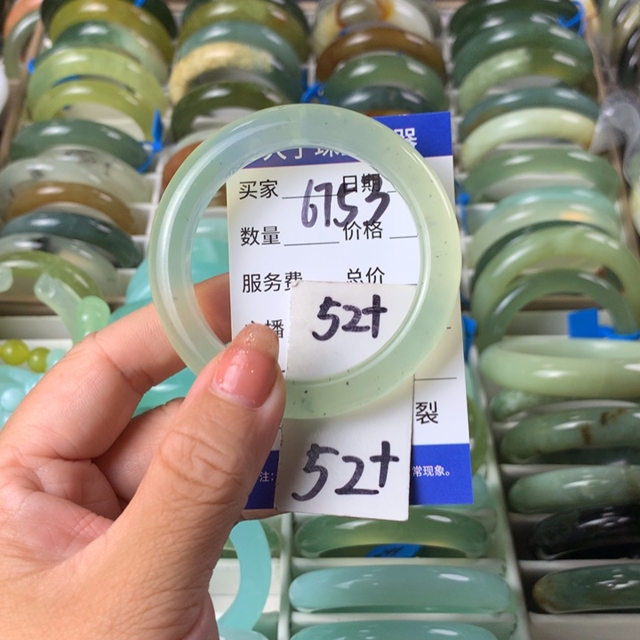 未镶嵌蛇纹石玉手镯6753