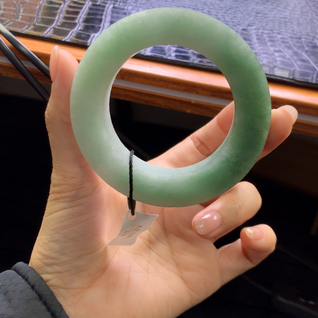 未镶嵌纯天然A货翡翠定制翡翠