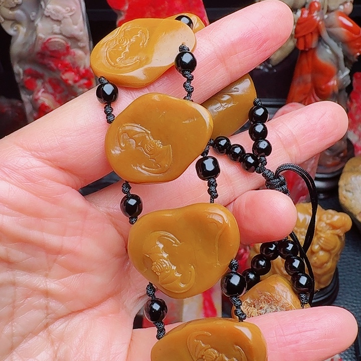 田黄石精品田黄福运连连手串