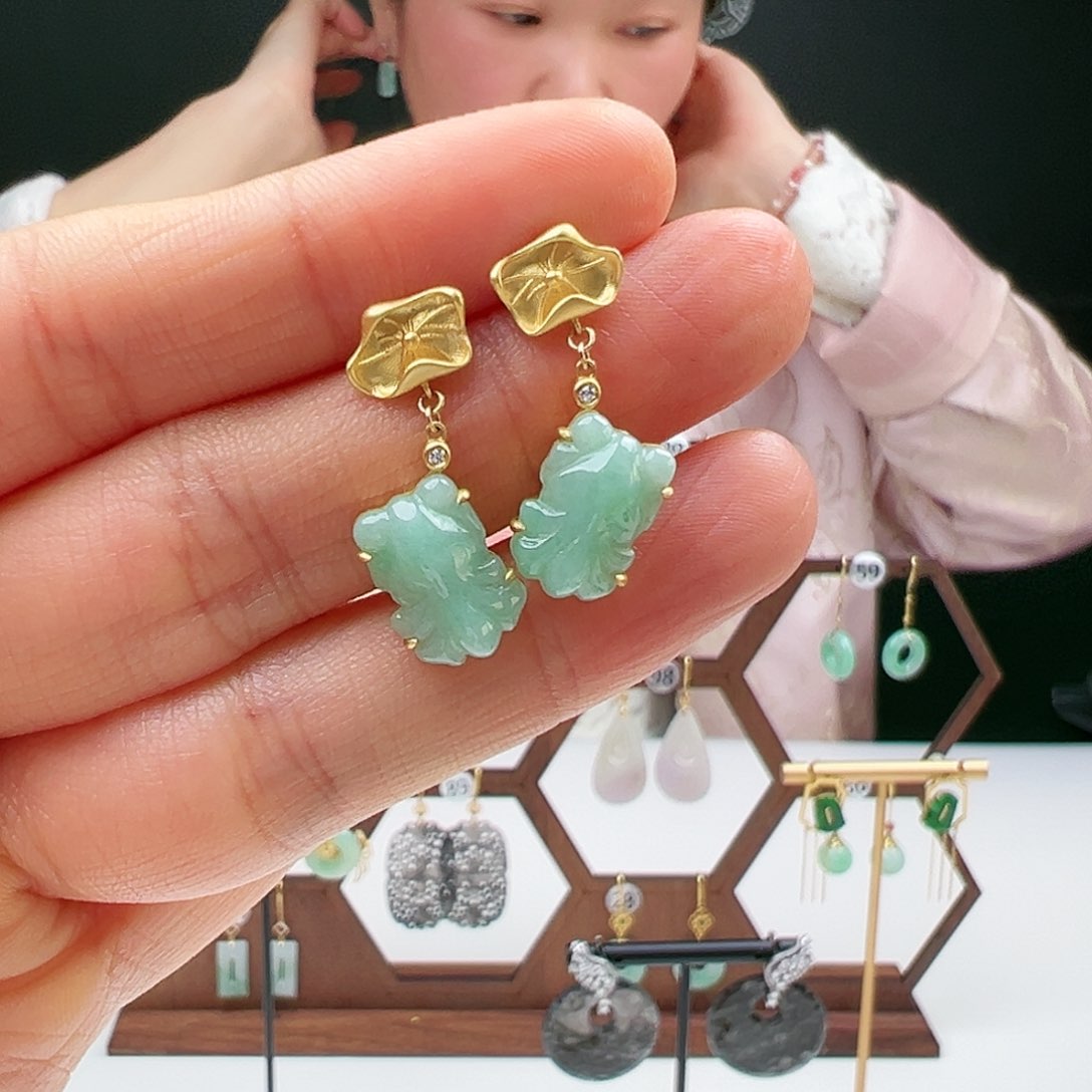 翡翠耳饰18K金镶嵌天然翡翠