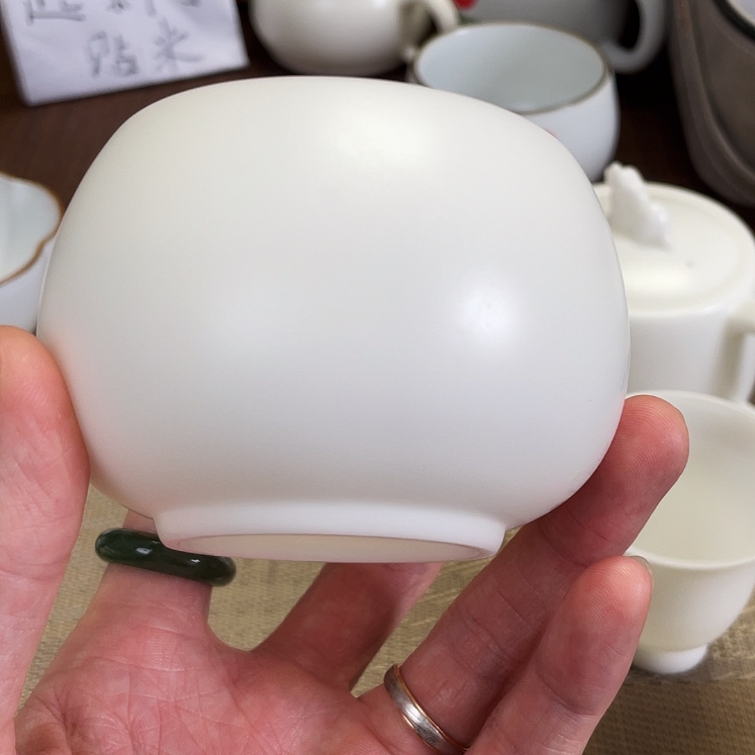 瓷片。。。。。。。。。。。。。。。。。