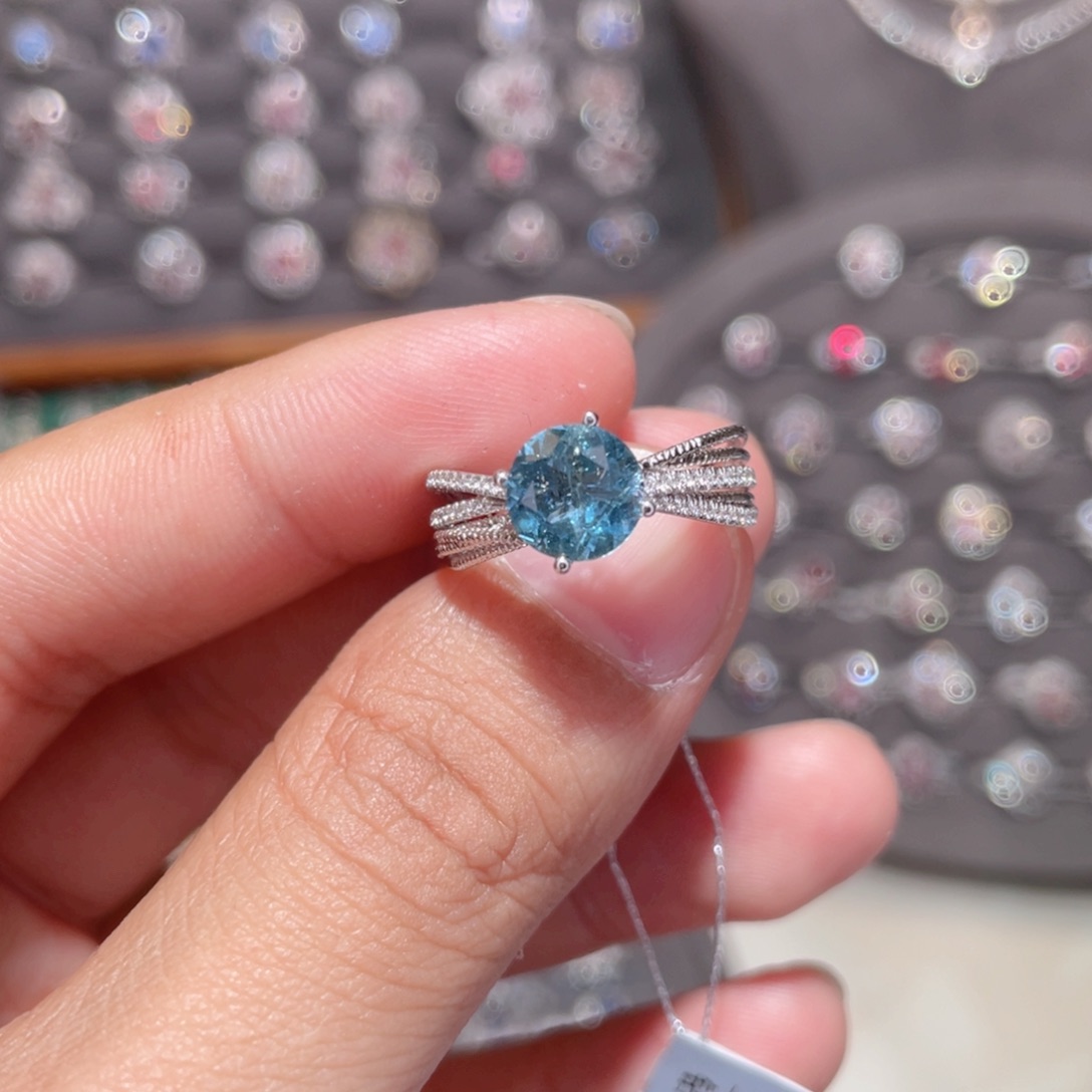 海蓝宝石戒指18K金镶嵌1.38ct