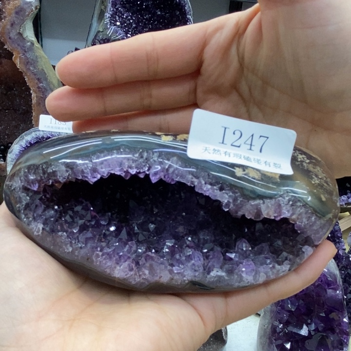 紫晶大型摆件（非配饰）未镶嵌