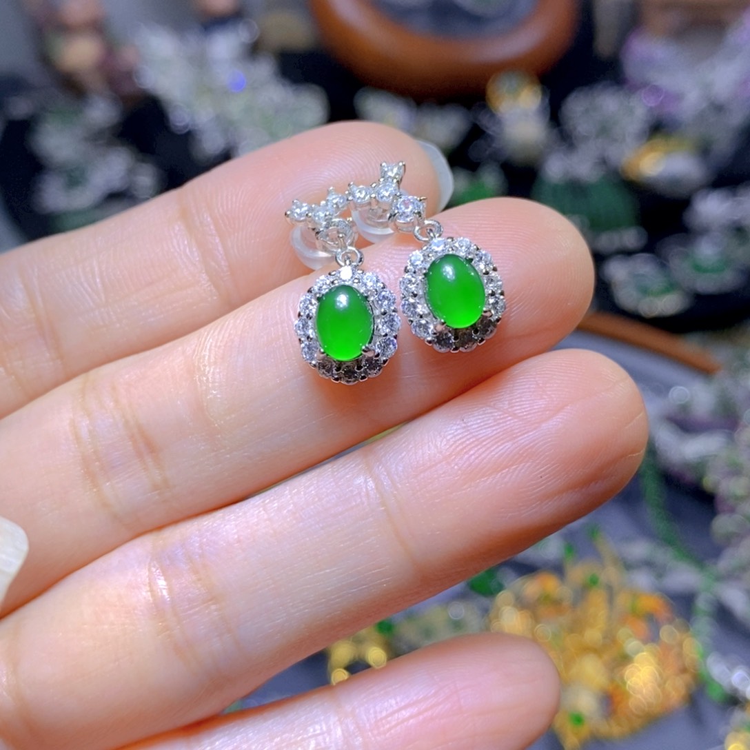 翡翠颈饰银S925镶嵌天然翡翠