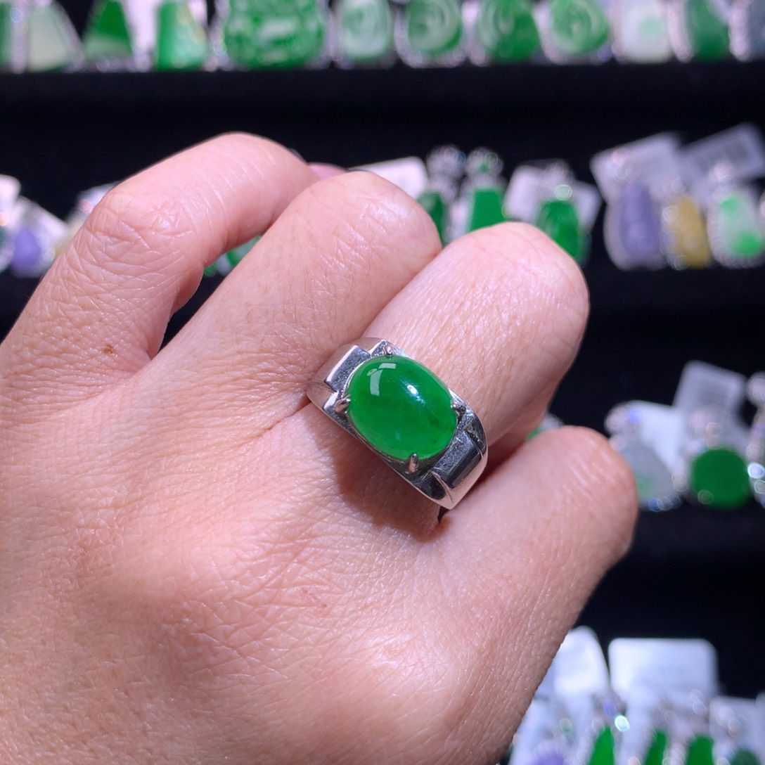 【闪购商品】银S925镶嵌戒指翡翠