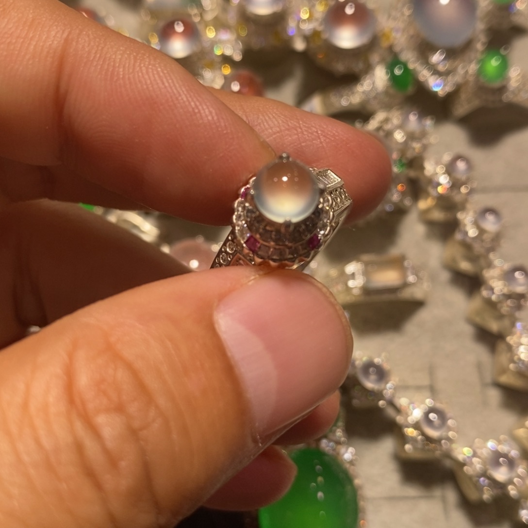 定制翡翠未镶嵌玻璃种6.6mm