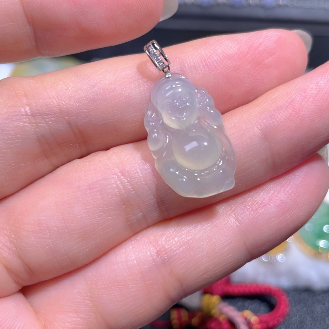 颈饰18K金镶嵌翡翠翡翠