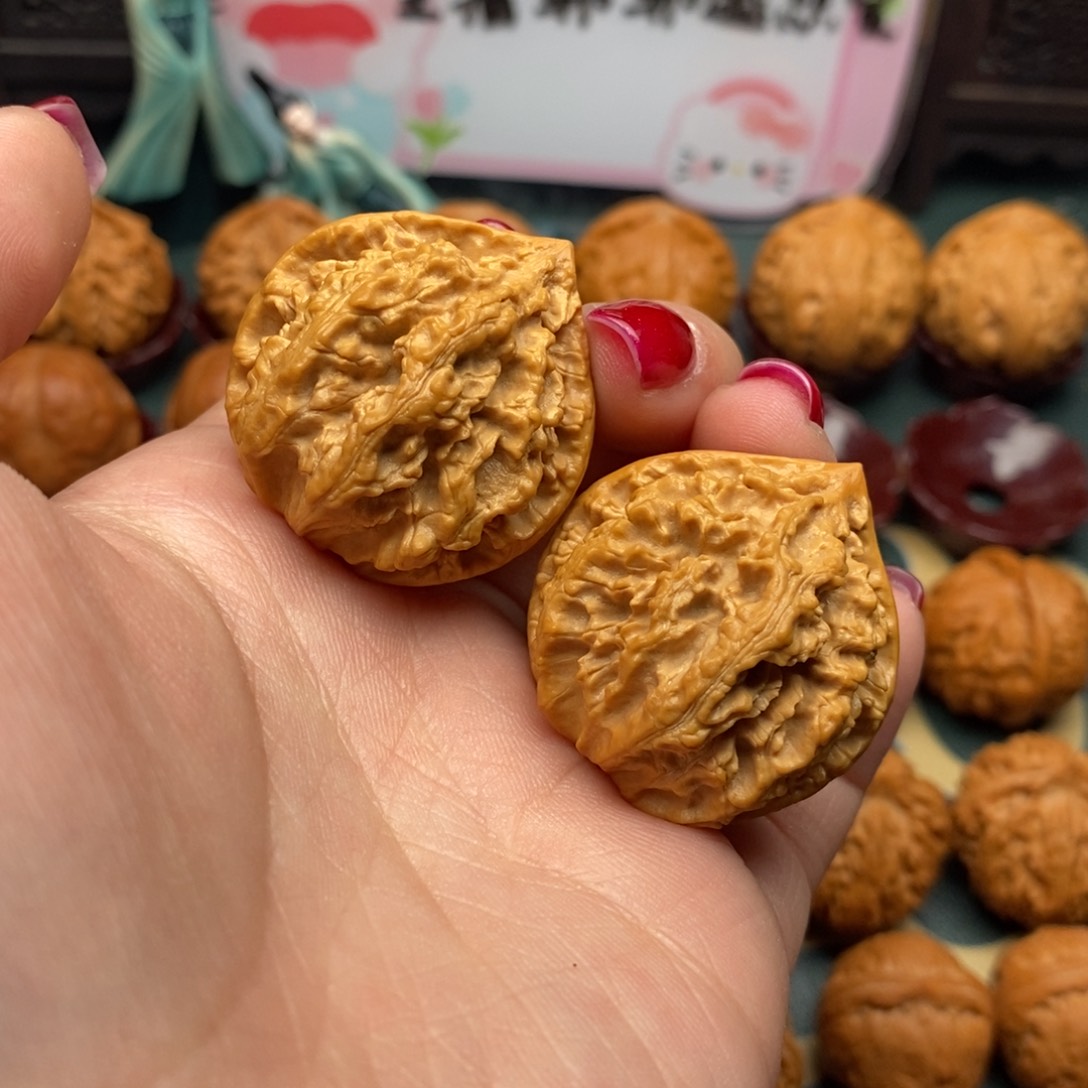 文玩核桃把件黄金鳄