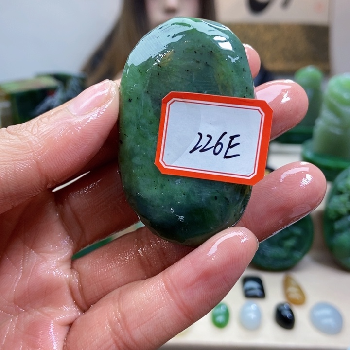 未镶嵌和田玉挂件