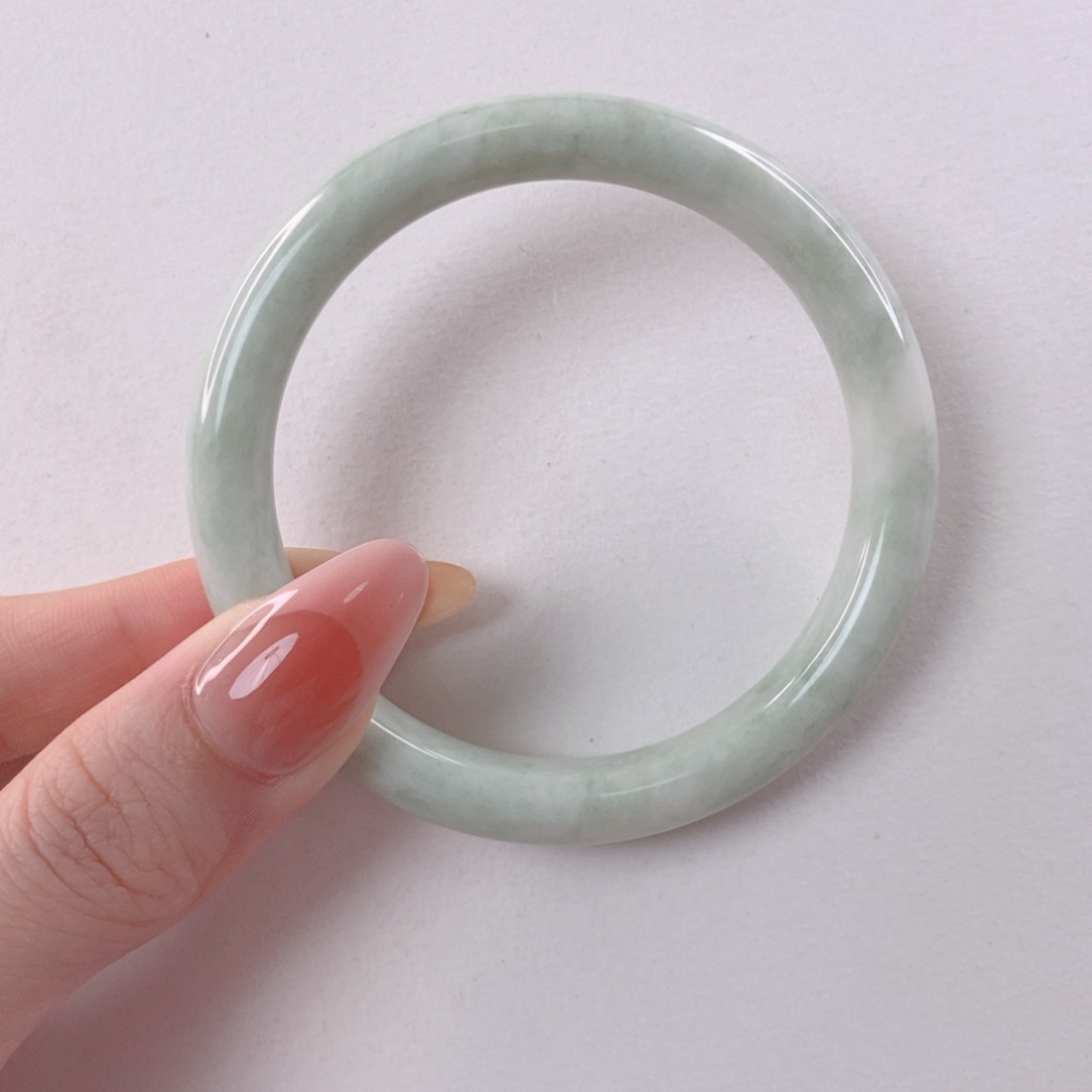 蓝田玉（蛇纹石化大理石玉）手镯未镶嵌刘**娘