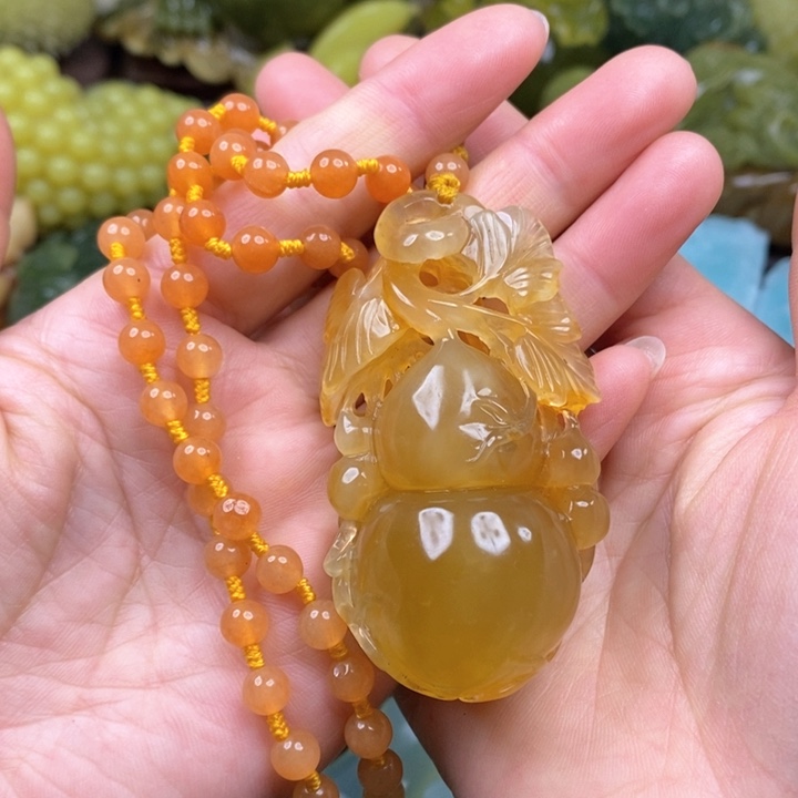 蛇纹石玉手把未镶嵌