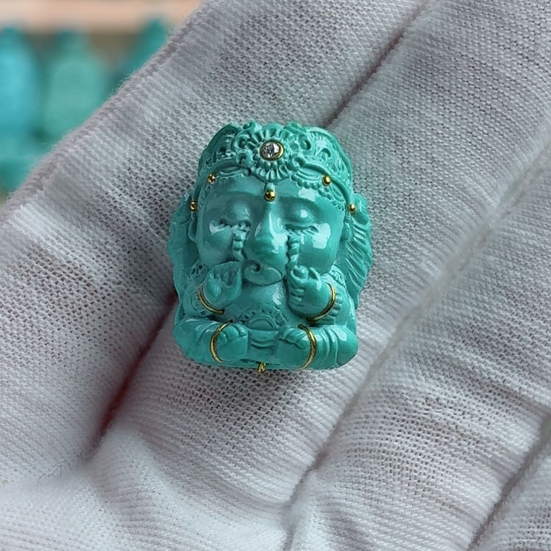 绿松石未镶嵌珠宝奇石