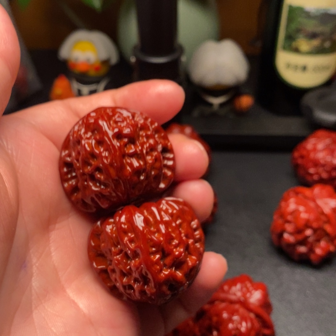 文玩核桃吊坠36白狮子