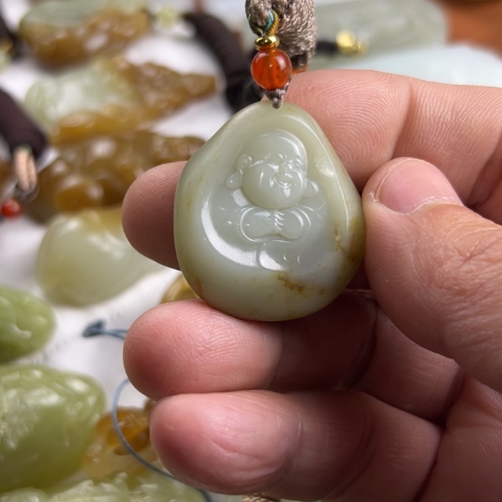 未镶嵌和田玉挂件