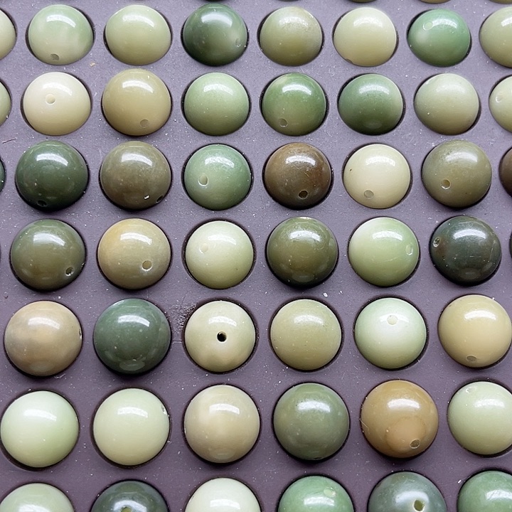 白玉菩提吊坠微瑕12.8青提圆50卡灯牌宠50