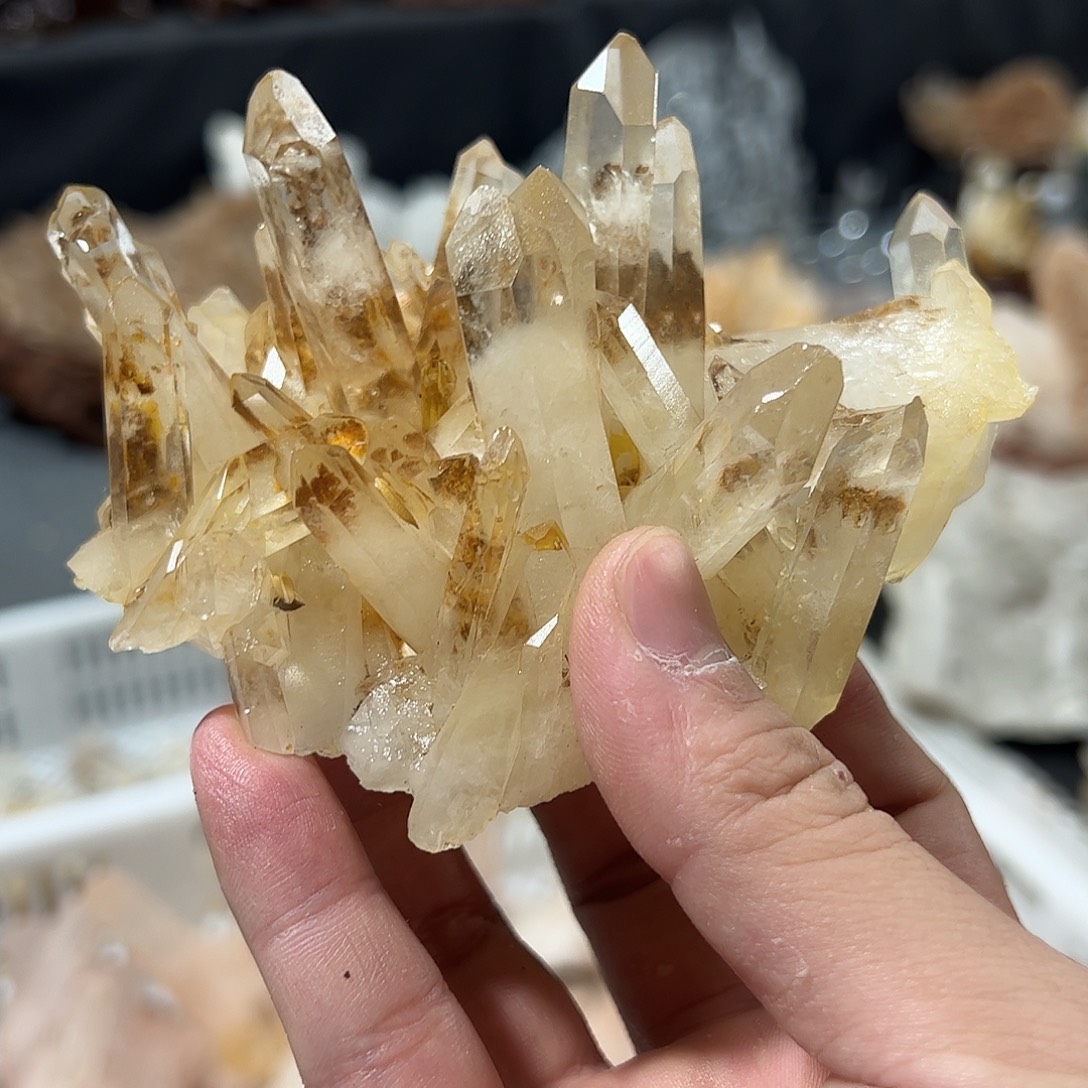 水晶未镶嵌珠宝半成品