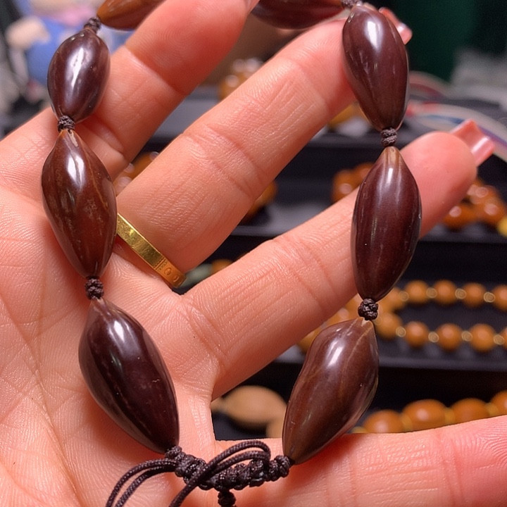 上***蛆橄榄核手串/手链三花手串