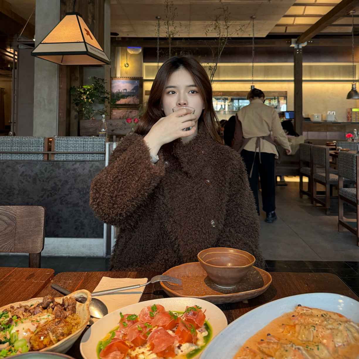 【吴梦菲】蓝金秀场·保暖羊羔毛