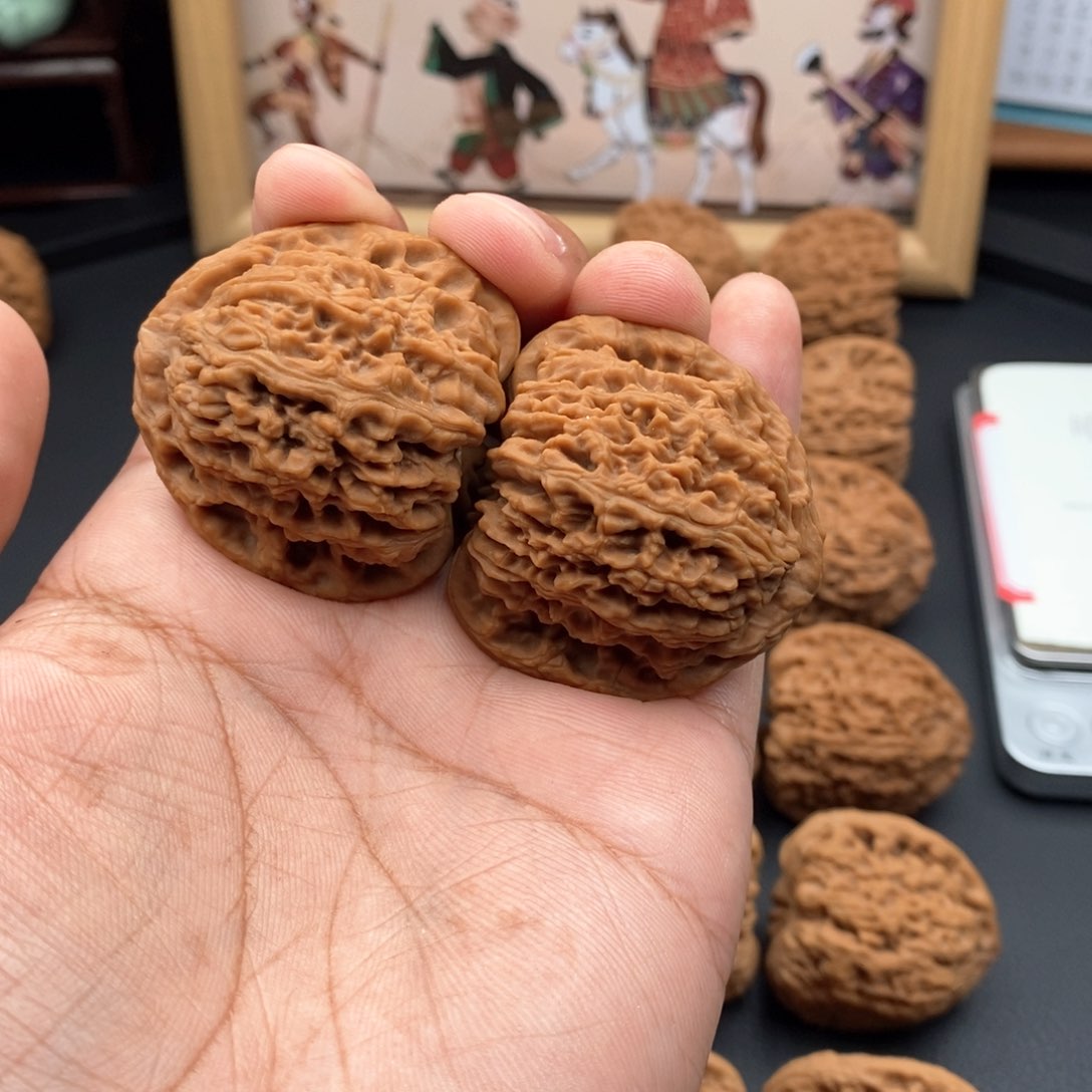 文玩核桃吊坠陳*好运南将石文玩核桃