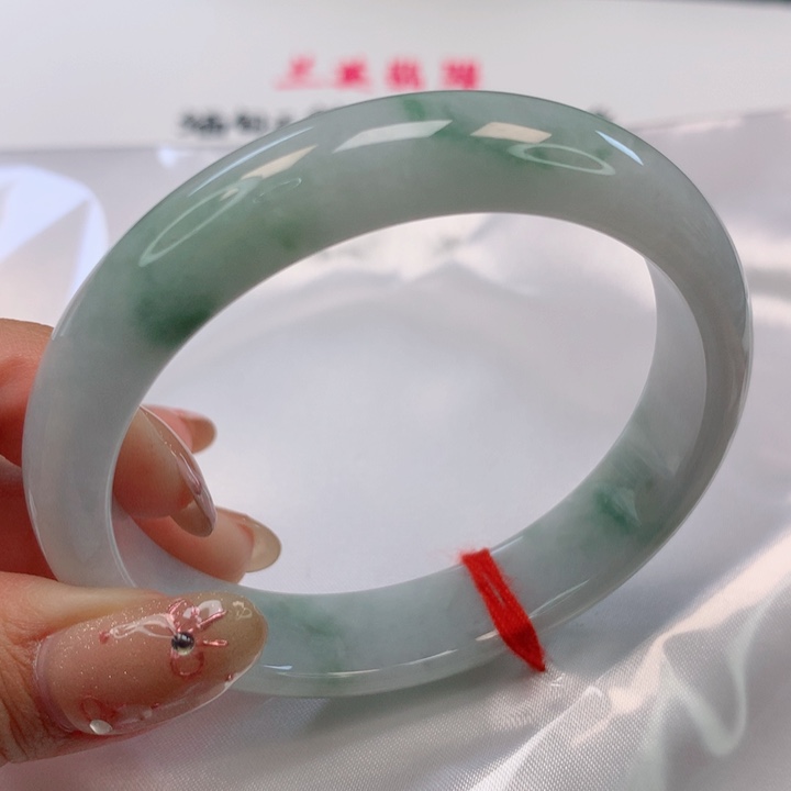 翡翠手镯未镶嵌汤***圆58圈