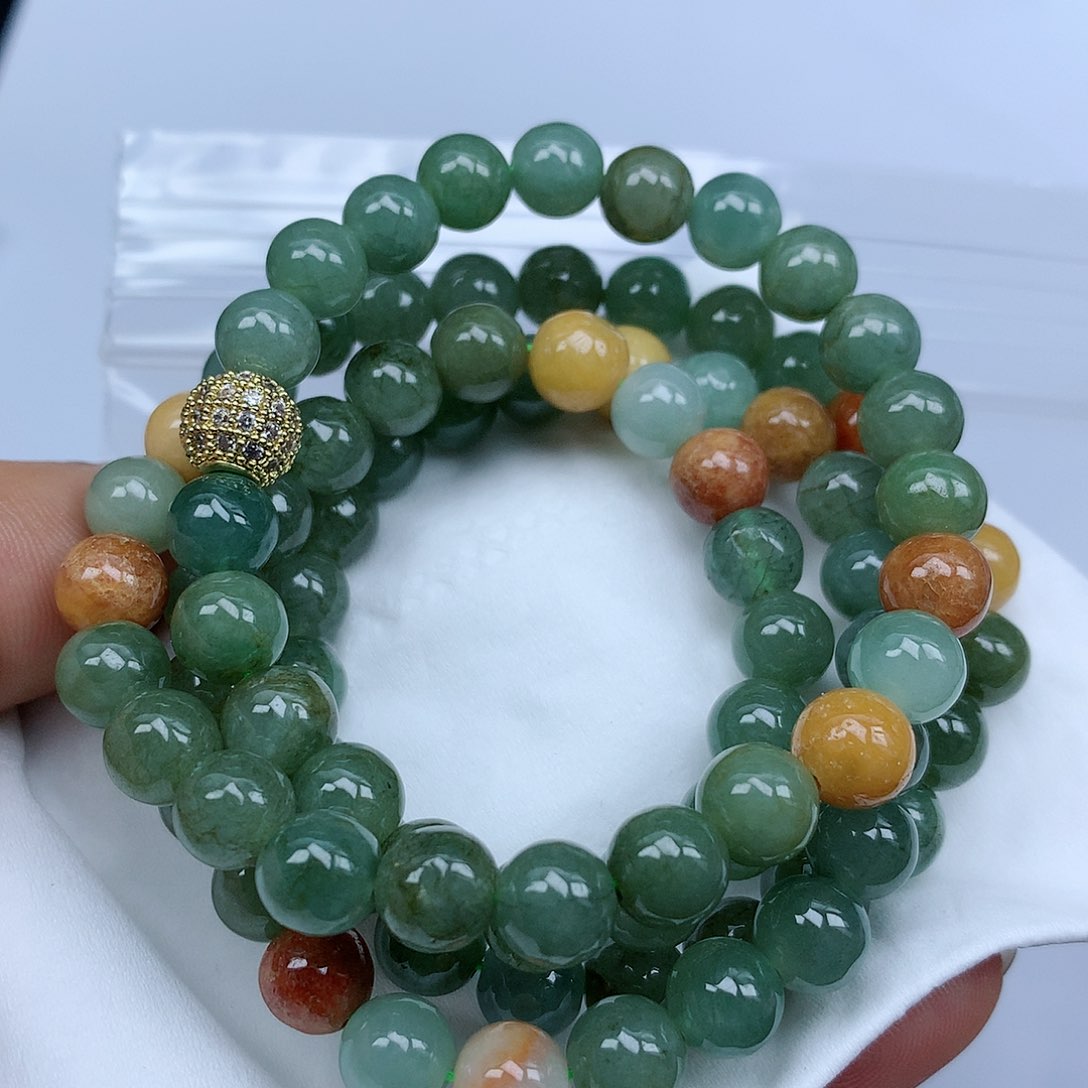 翡翠颈饰未镶嵌手串