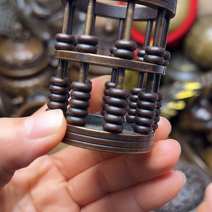 铜器摆件老王直播间