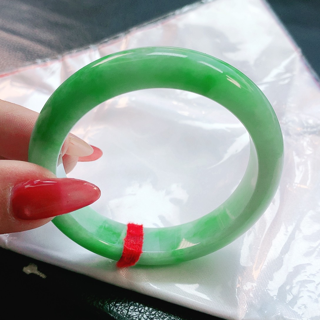 未镶嵌手镯翡翠2368