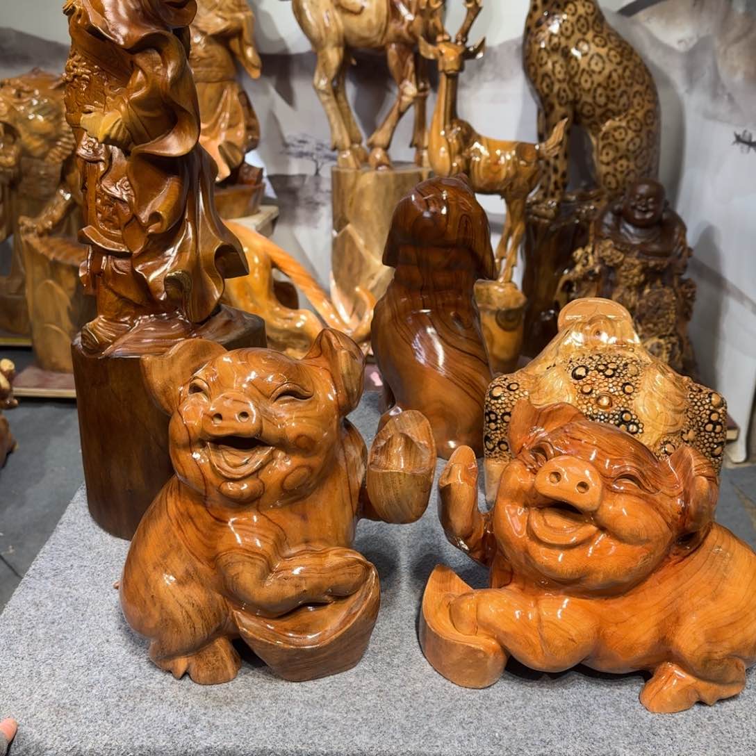 香樟木吉****车香樟木福猪摆件