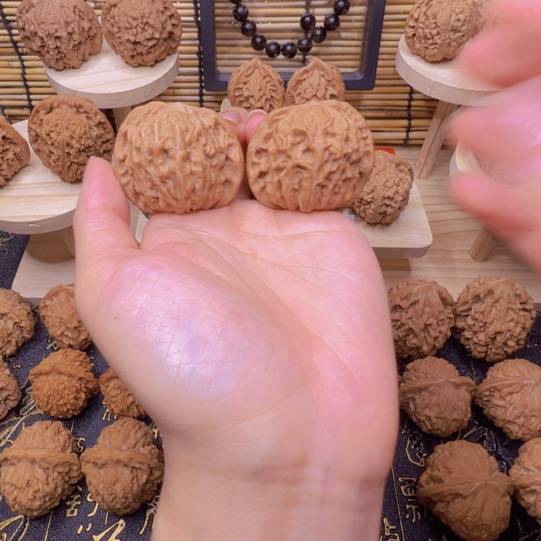 桃核吊坠磨盘41.5手把件