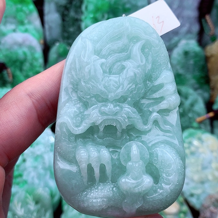 翡翠吊坠(不含链)未镶嵌