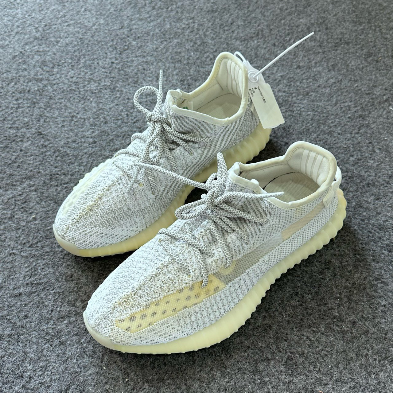95新 MM6 Yeezy350白满天星 44码 ZZ1601 休闲鞋