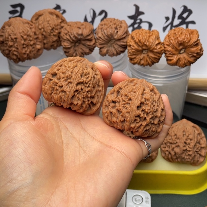 文玩核桃吊坠45尺三角凹底