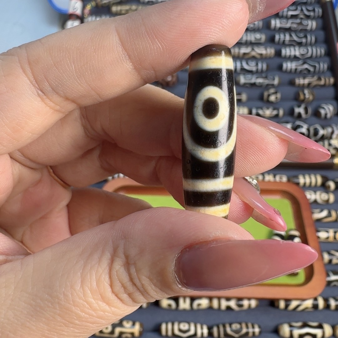 卷***毛玛瑙/玉髓散珠仿至纯