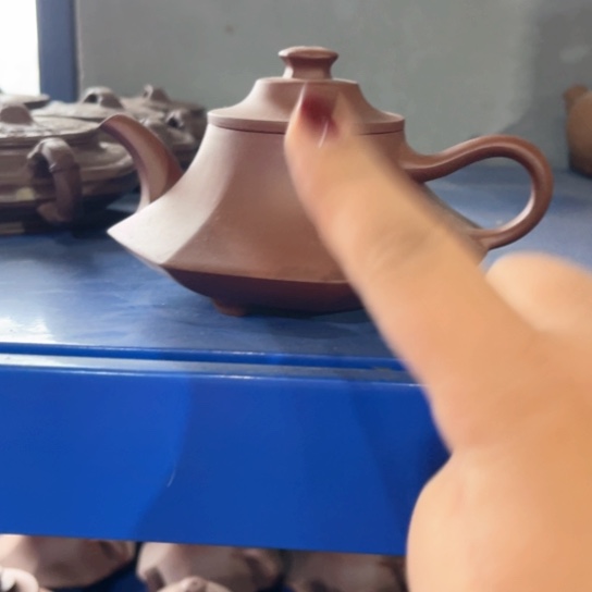 紫砂茶壶瑕疵……………………