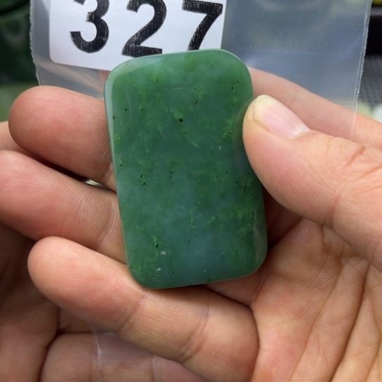 和田玉未镶嵌珠宝半成品