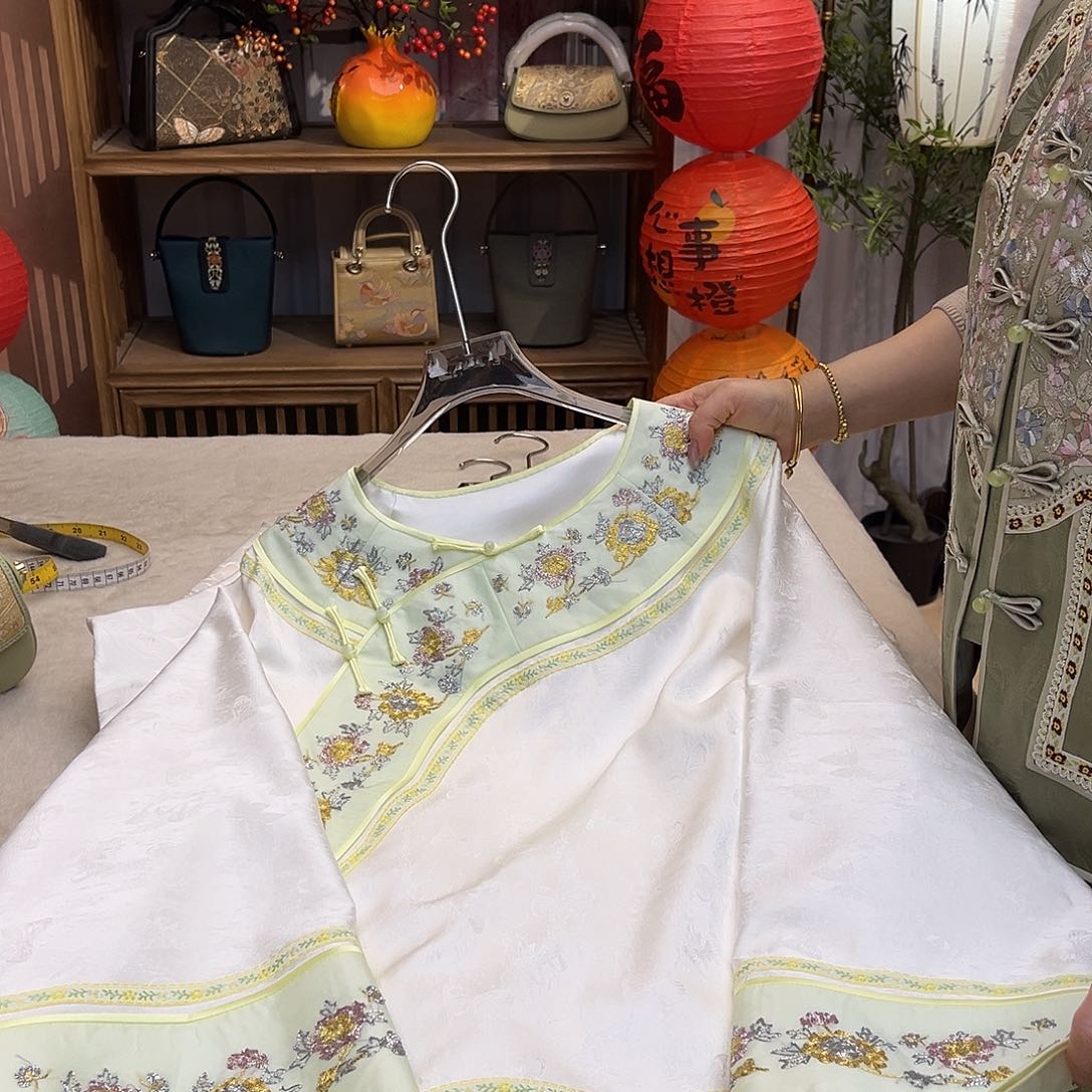 刺绣破价破价破价破价