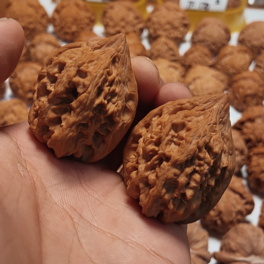 文玩核桃吊坠S****n大沽石