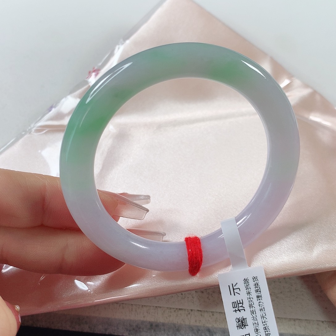 翡翠手镯未镶嵌①④①