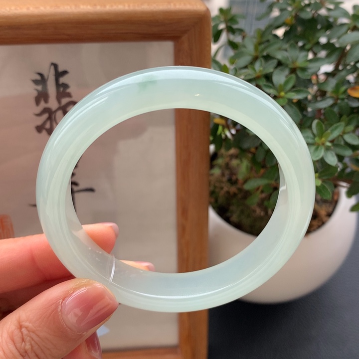 翡翠手镯未镶嵌翡翠手镯54