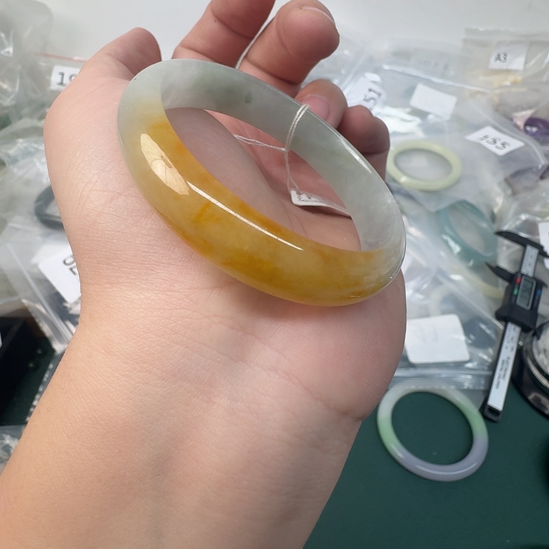 翡翠手镯未镶嵌168号56圈口