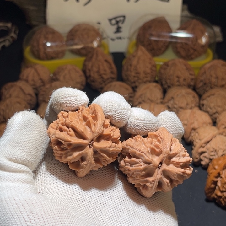 乐***风把件文玩核桃文玩核桃