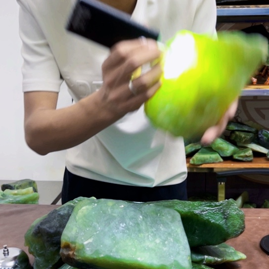 未镶嵌蛇纹石玉原石你****8