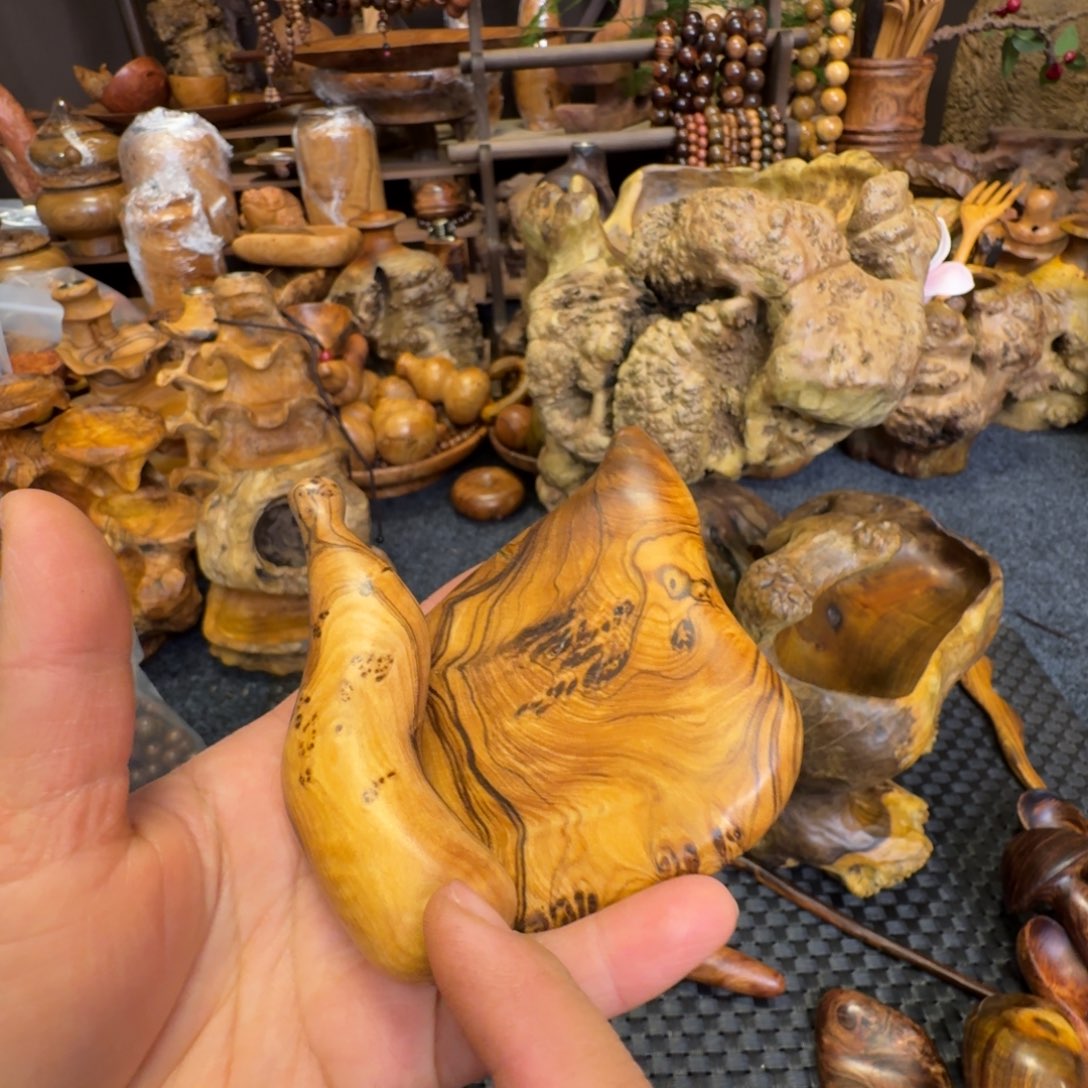 传***说花梨木类贵黄鬼柳紫檀麻梨等硬木手作