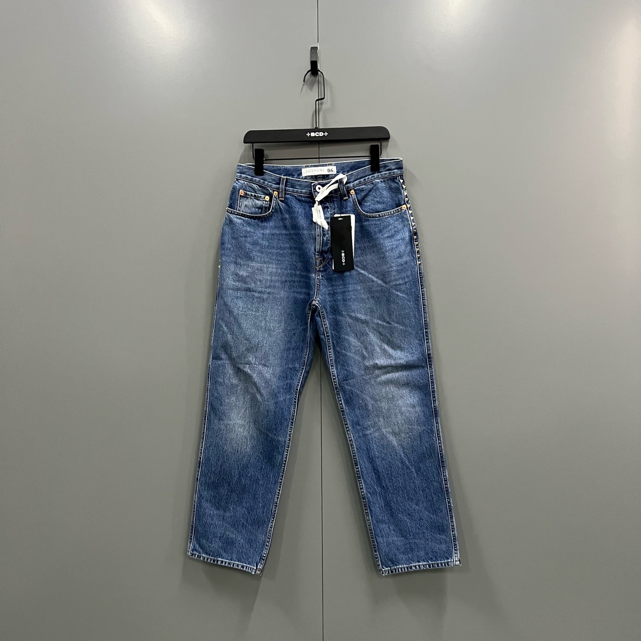 95新 Valentino/华伦天奴 （cc）蓝色侧边铆钉牛仔裤 31码/bc014692
