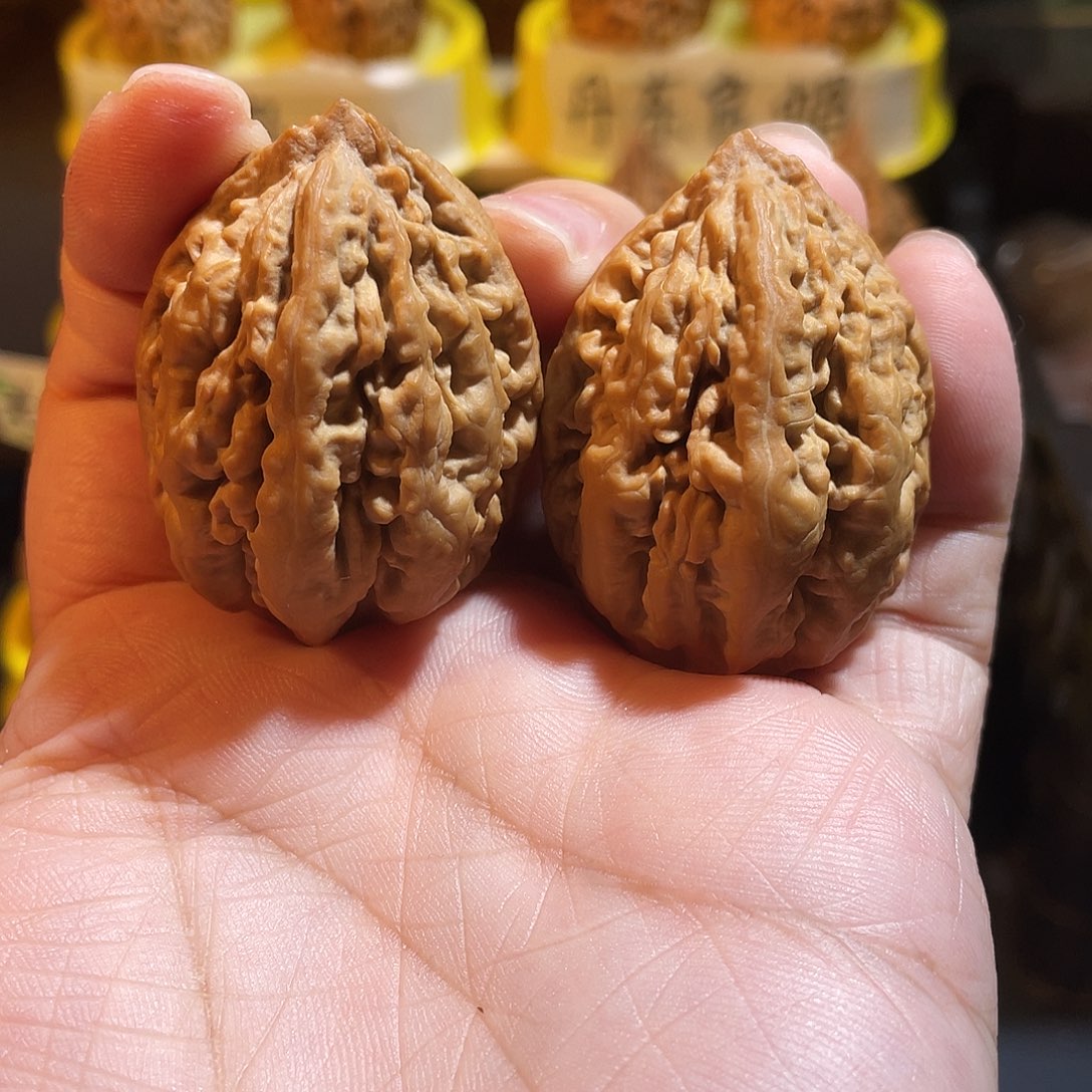 7***0吊坠文玩核桃金梭子