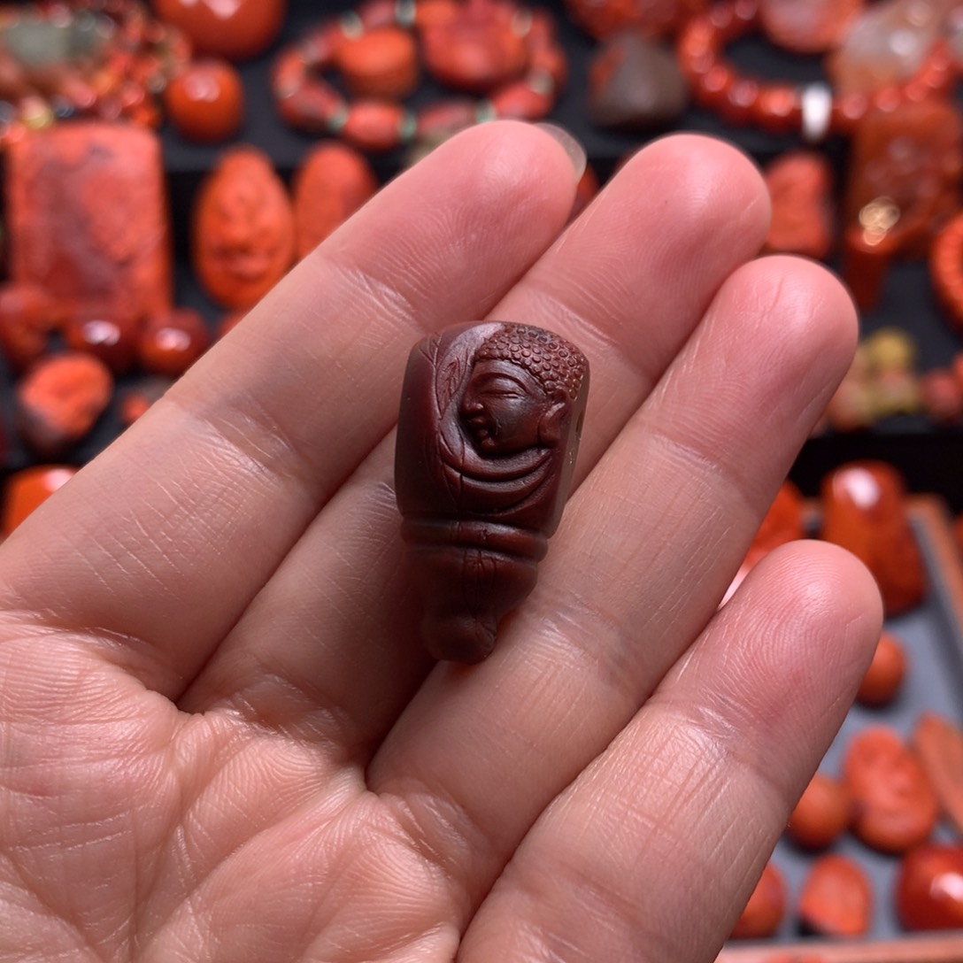 南红玛瑙三通未镶嵌