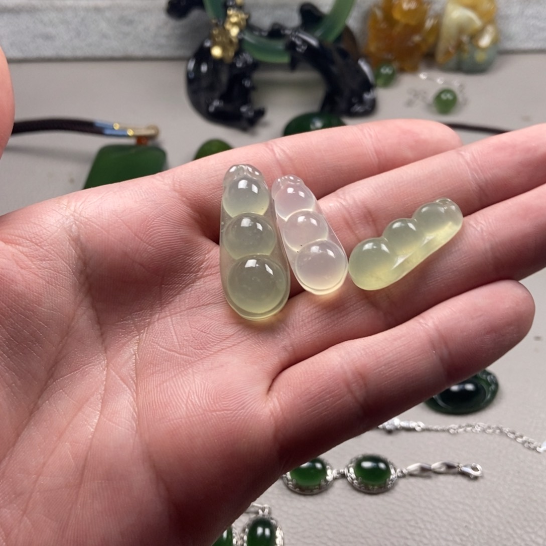 【闪购商品】蛇纹石玉岫玉未镶嵌