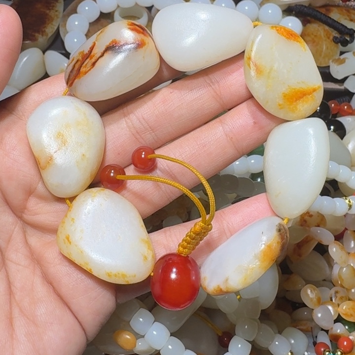 和田玉未镶嵌手链